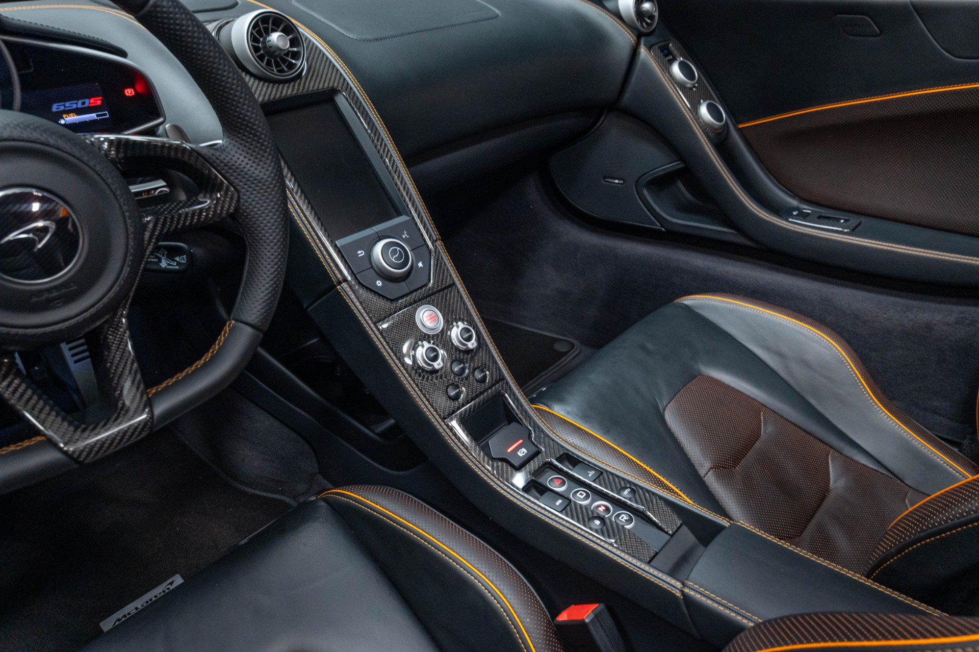 Used 2015 McLaren 650S Spider RWD image 16