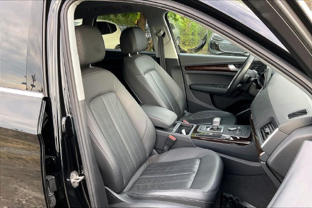 Used 2019 Audi Q5 2.0T Premium Plus w/ Convenience Package AWD/4WD image 7