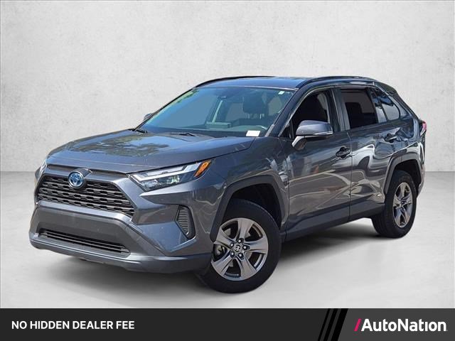 Used 2023 Toyota RAV4 LE AWD/4WD image 1