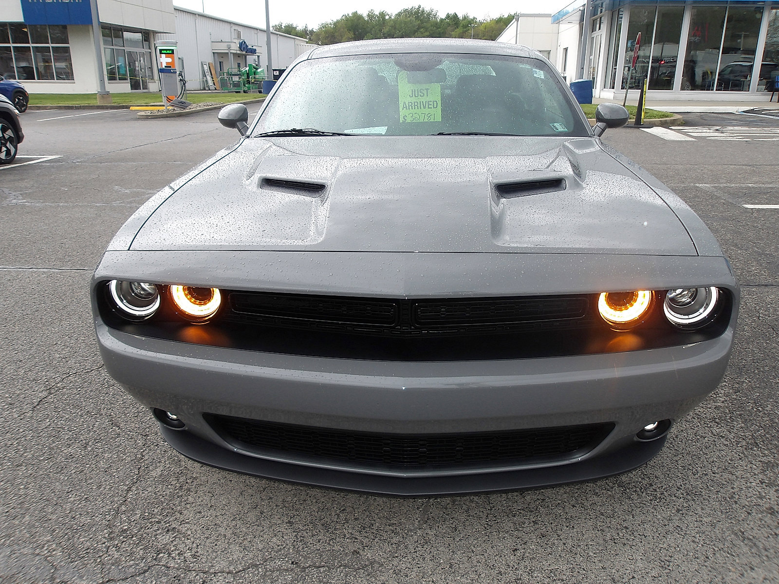 Used 2023 Dodge Challenger SXT w/ Blacktop Package AWD/4WD image 2