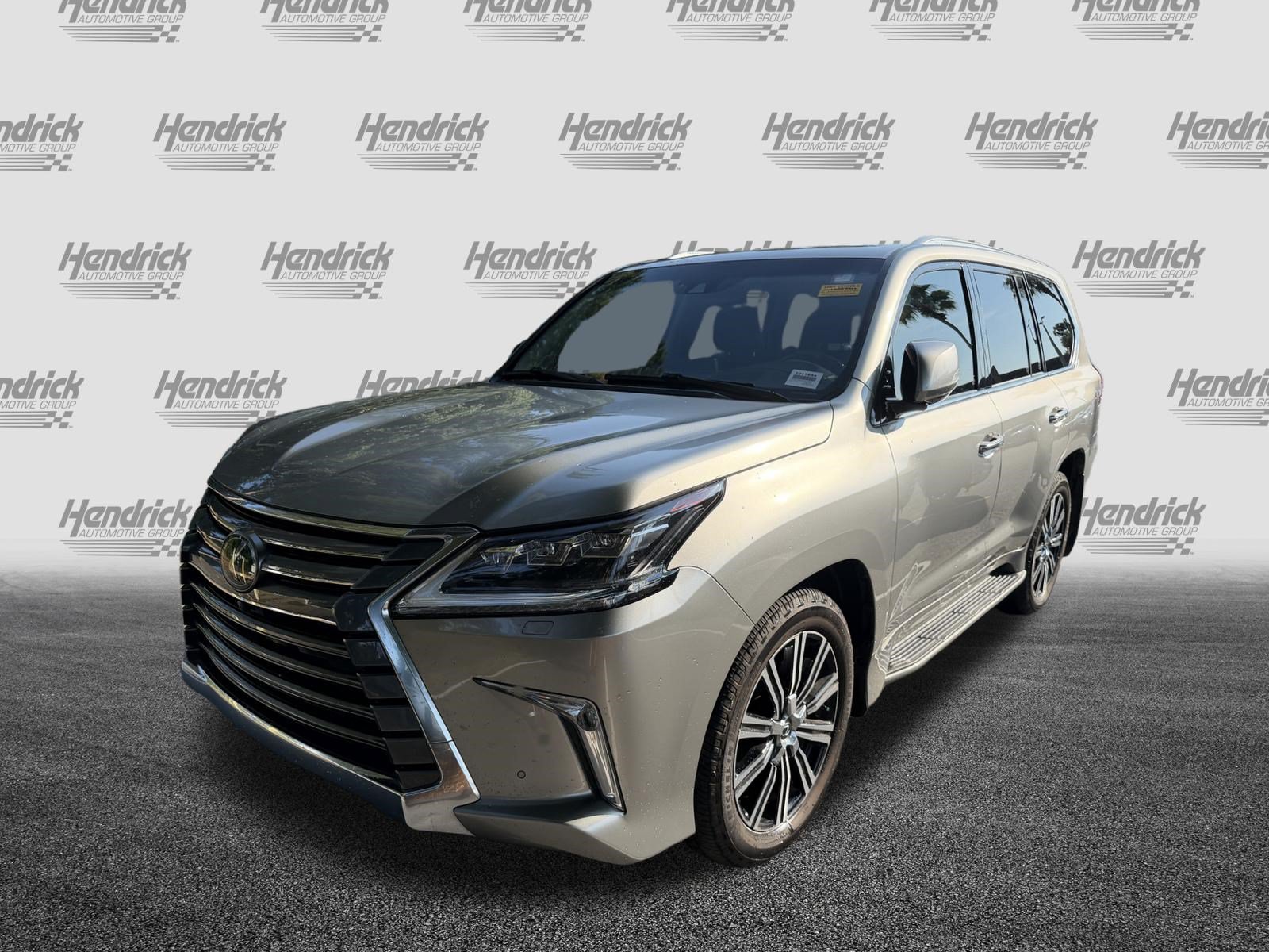 Used 2020 Lexus LX 570 4WD w/ Luxury Package image 5
