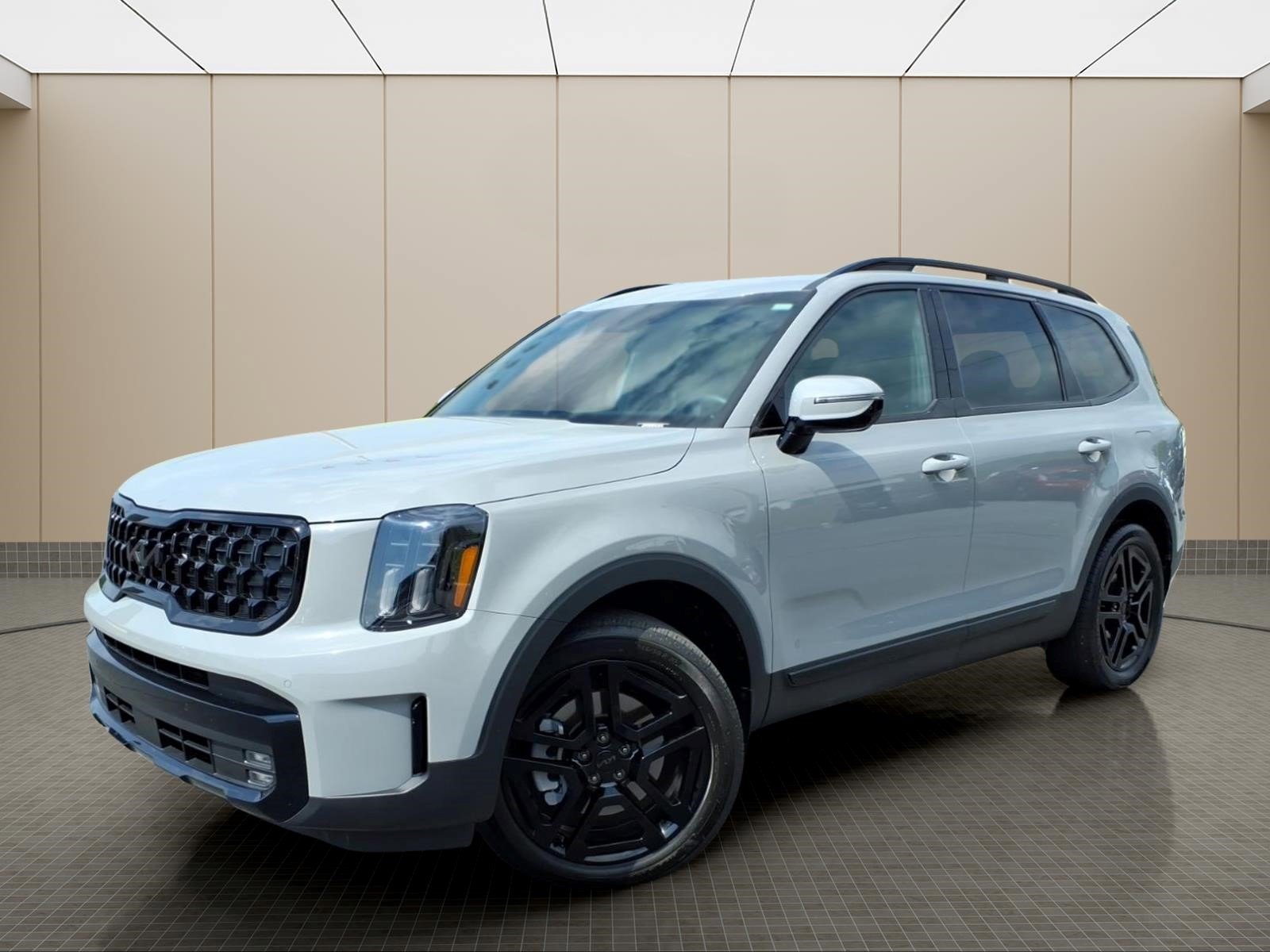 Used 2025 Kia Telluride SX X-Line AWD/4WD image 1