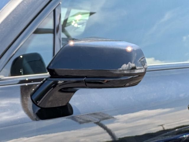 New 2027 Cadillac Vistiq Sport w/ LPO, Trailering Package AWD/4WD image 9