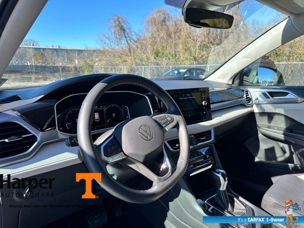 Used 2025 Volkswagen Taos SEL w/ Black Wheel Plus Package image 14