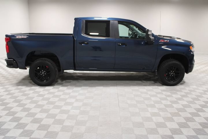 Used 2023 Chevrolet Silverado 1500 LT Trail Boss w/ Convenience Package II AWD/4WD image 12