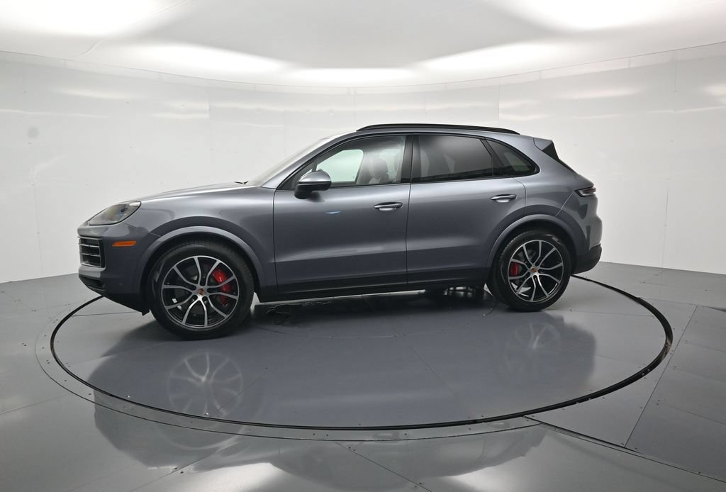 New 2026 Porsche Cayenne S AWD/4WD image 2