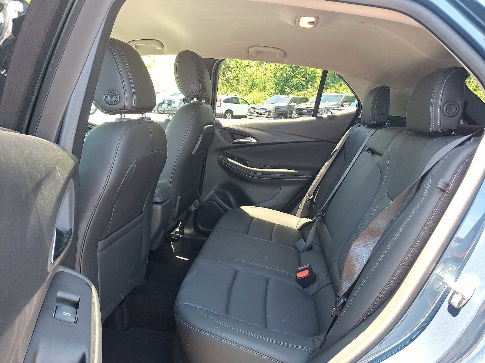 Used 2024 Buick Encore GX Avenir w/ Avenir Convenience Package AWD/4WD image 11