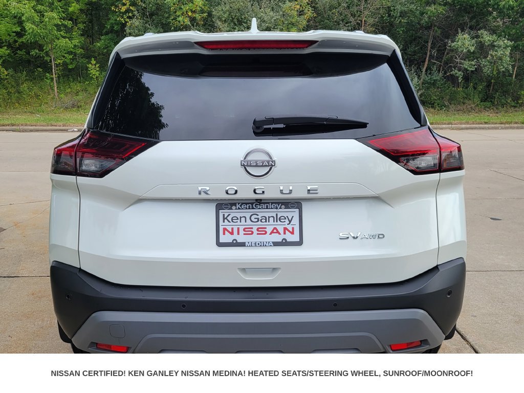 Certified 2023 Nissan Rogue SV w/ SV Premium B Package AWD/4WD image 4