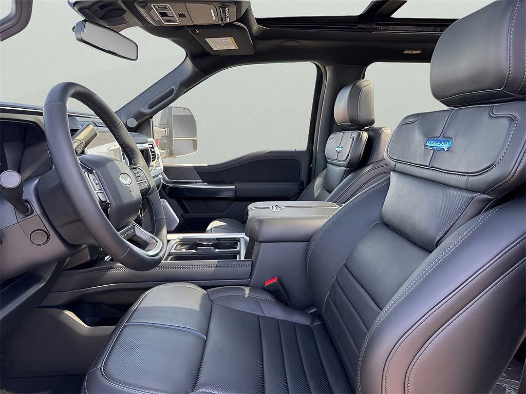 New 2025 Ford F350 Platinum w/ FX4 Off-Road Package image 25