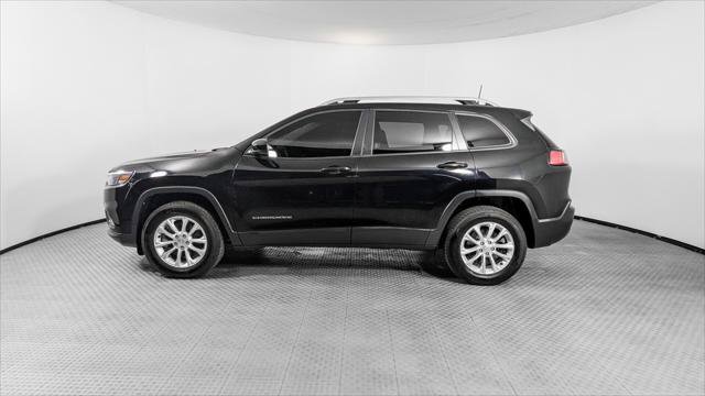 Used 2020 Jeep Cherokee Latitude AWD/4WD image 3