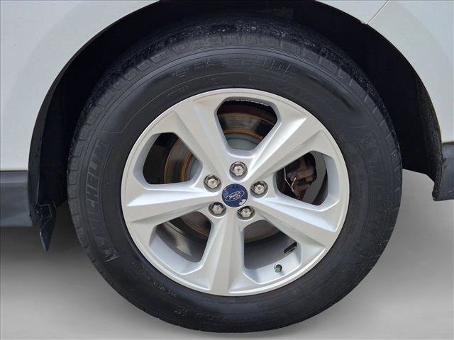 Used 2015 Ford Edge SE FWD image 19