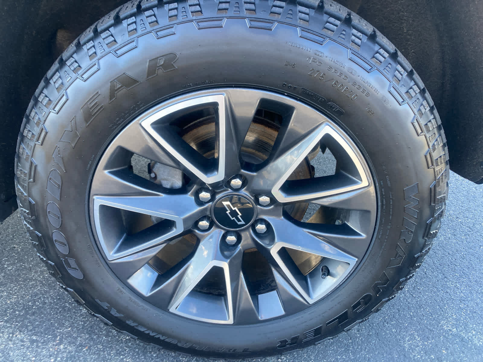 Used 2021 Chevrolet Suburban Z71 image 10