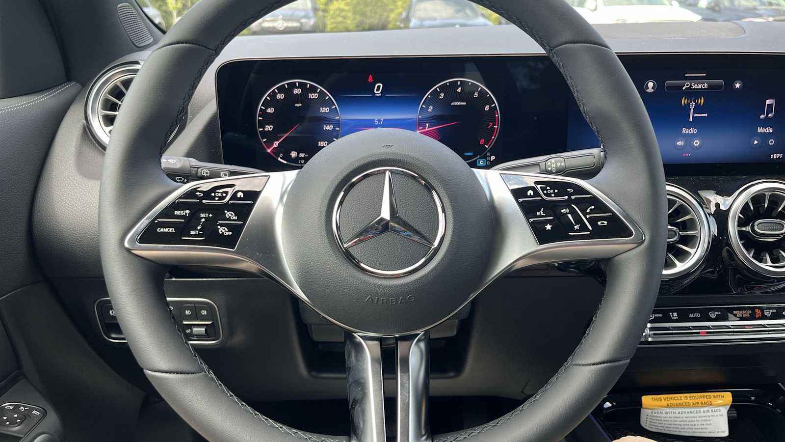 Used 2026 Mercedes-Benz GLA 250 4MATIC image 41