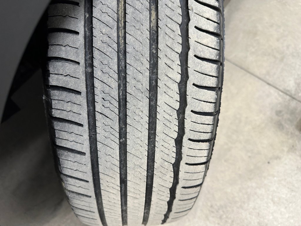 Certified 2023 GMC Terrain SLT w/ LPO, Floor Liner Package image 39