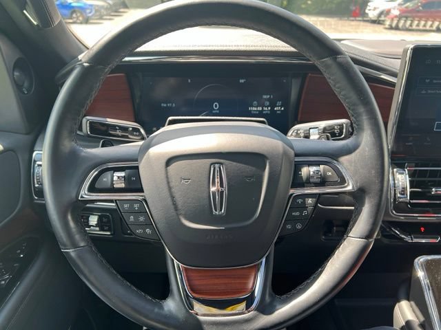 Used 2023 Lincoln Navigator L Reserve AWD/4WD image 13