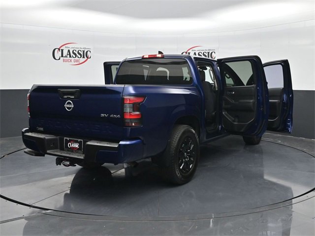 Used 2023 Nissan Frontier SV image 34