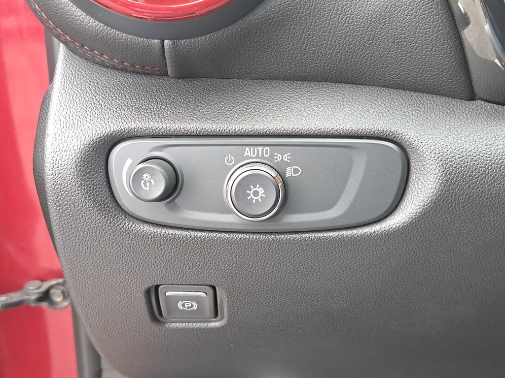 Used 2020 Chevrolet Blazer RS image 28