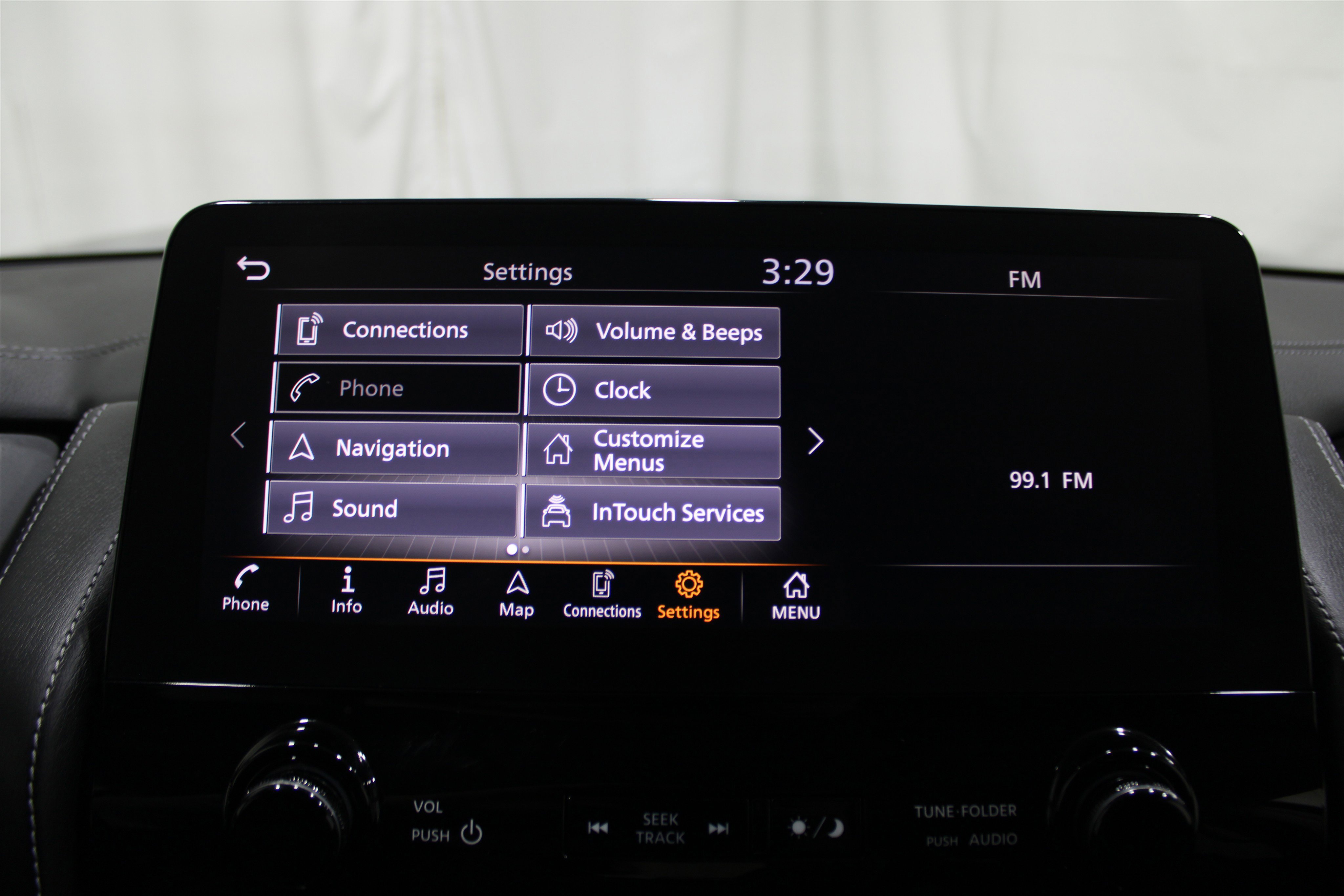 Used 2024 INFINITI QX80 Luxe image 17