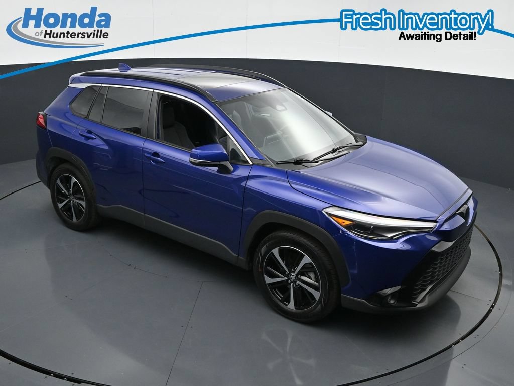 Used 2023 Toyota Corolla Cross AWD Hybrid w/ Convenience Package image 16