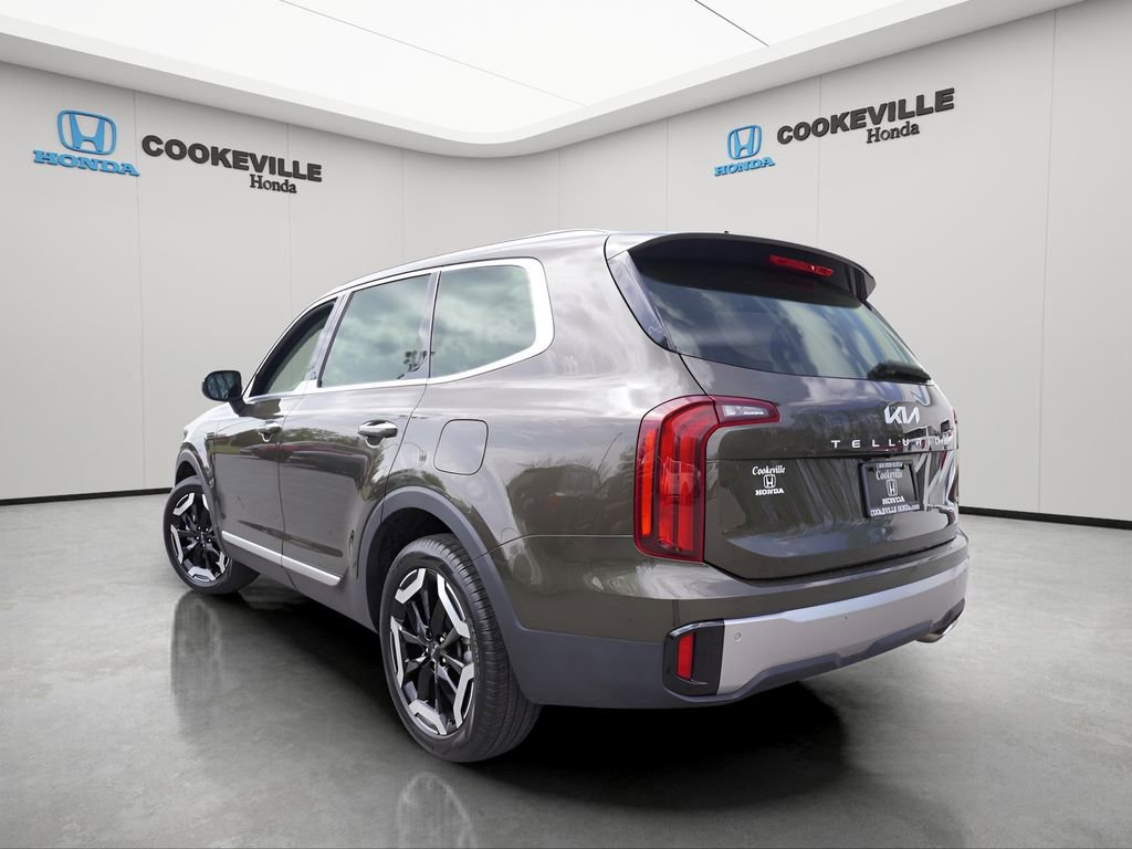 Used 2025 Kia Telluride S image 8