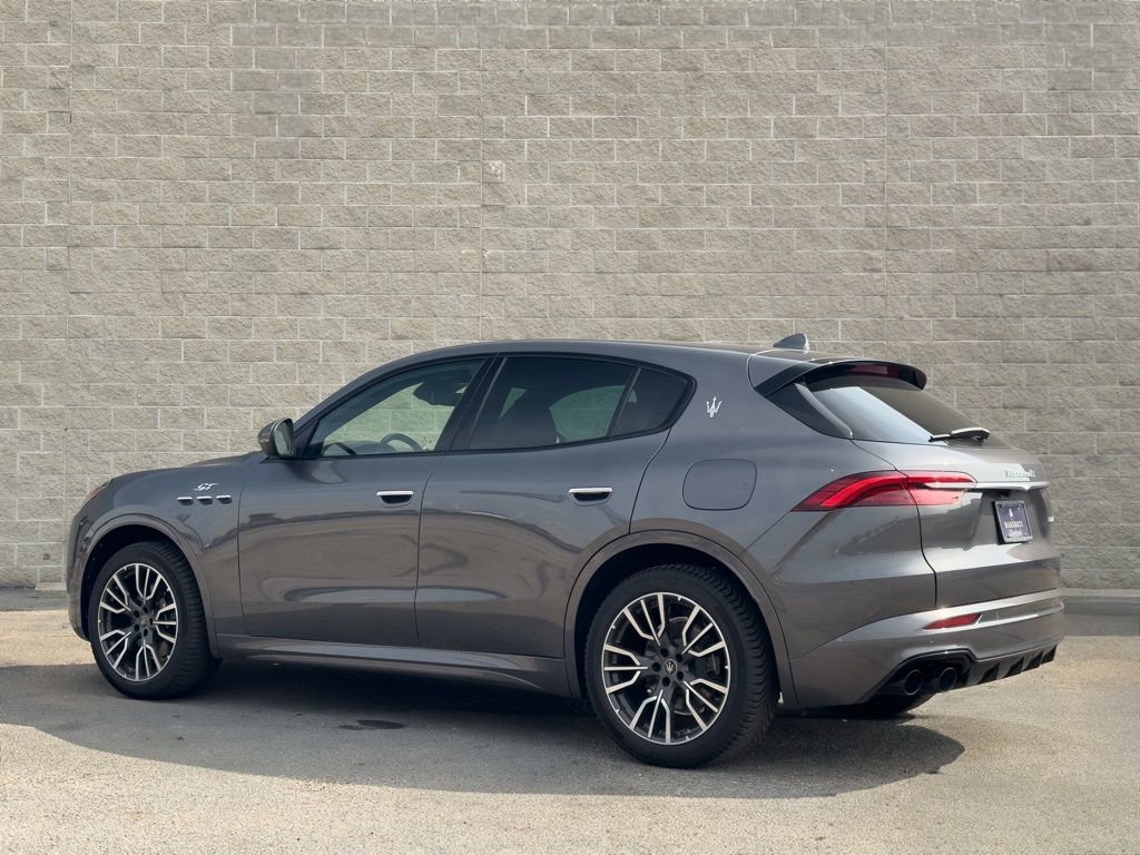 Certified 2024 Maserati Grecale GT image 3