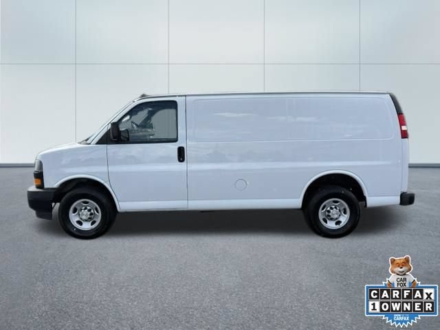 Used 2021 Chevrolet Express 2500 w/ Driver Convenience Package RWD image 7