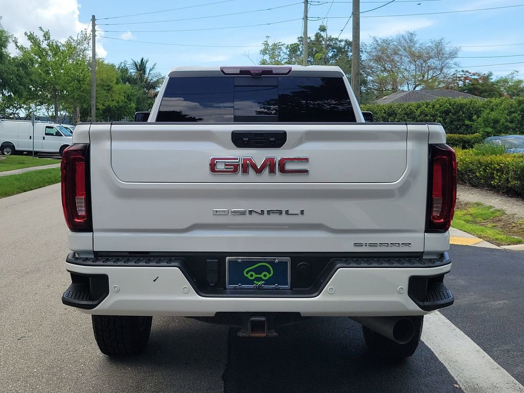 Certified 2023 GMC Sierra 2500 Denali w/ Denali Ultimate Package AWD/4WD image 4