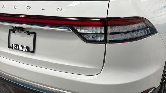 Used 2024 Lincoln Aviator AWD w/ Premium Package image 32