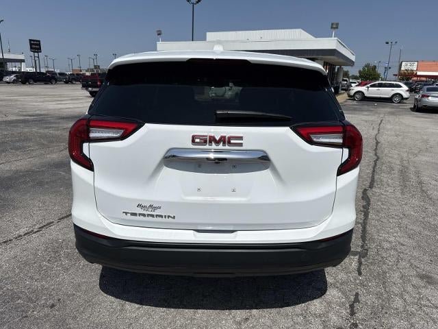 Used 2024 GMC Terrain SLE FWD image 5