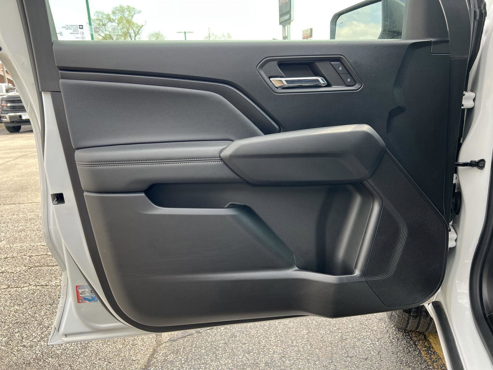 Used 2023 Chevrolet Colorado LT w/ LT Convenience Package RWD image 13