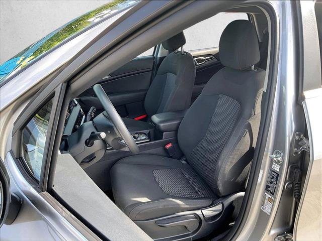 Used 2023 Kia Sportage LX FWD image 27