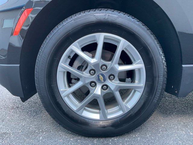 Used 2024 Chevrolet Equinox LT AWD/4WD image 32