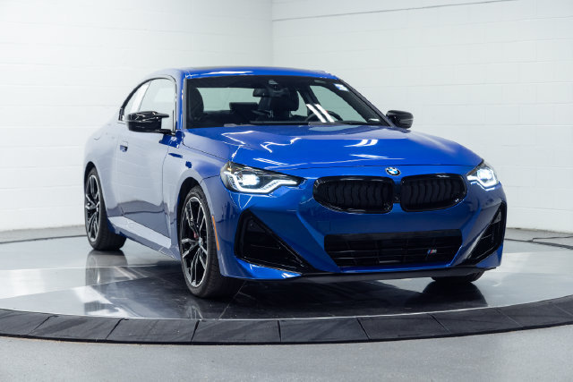Used 2026 BMW M240i xDrive Coupe AWD/4WD image 4