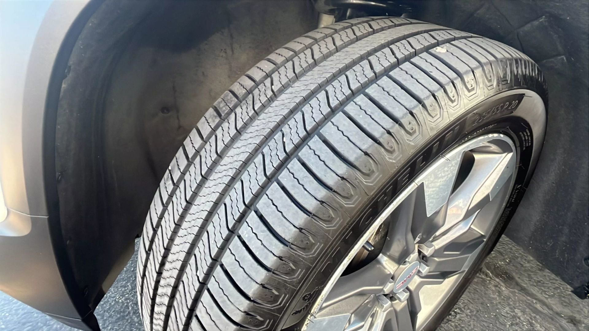 Used 2019 GMC Acadia SLT image 21