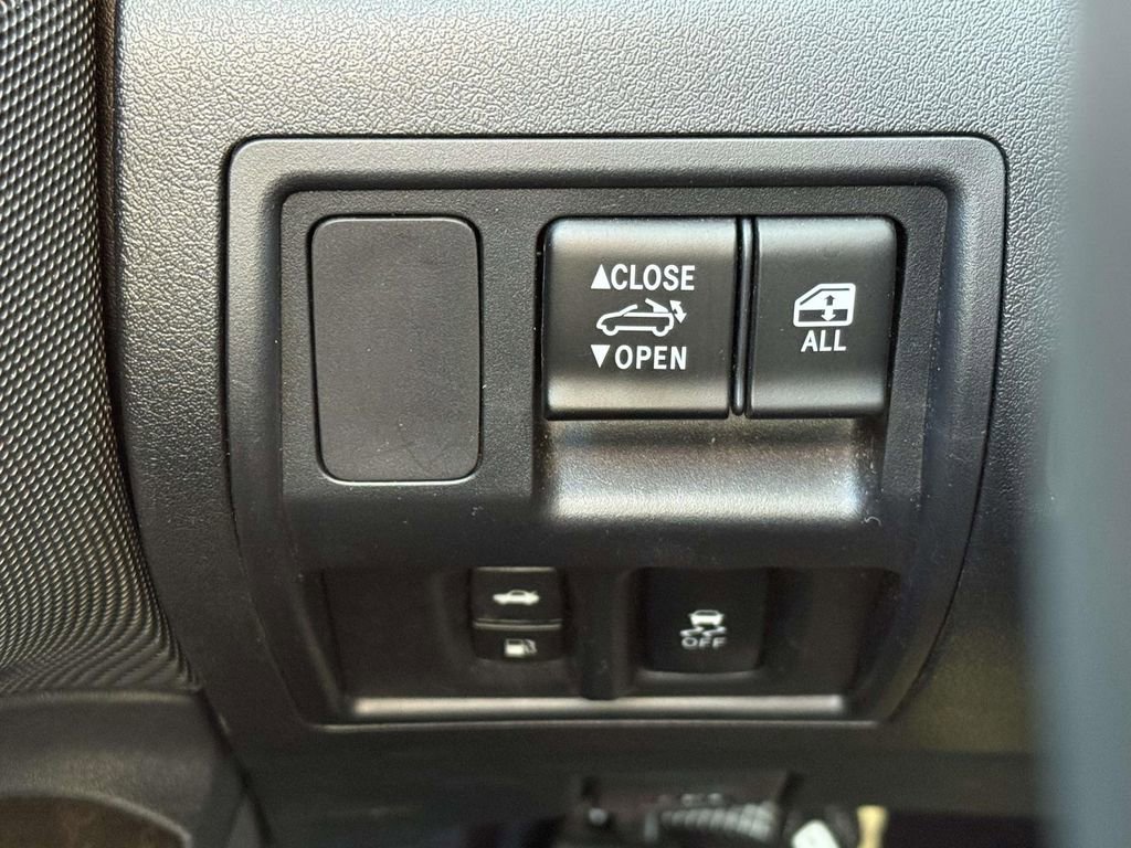 Used 2014 Lexus IS 250C w/ Luxury Package image 20