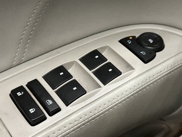 Used 2009 Buick Lucerne CX FWD image 20