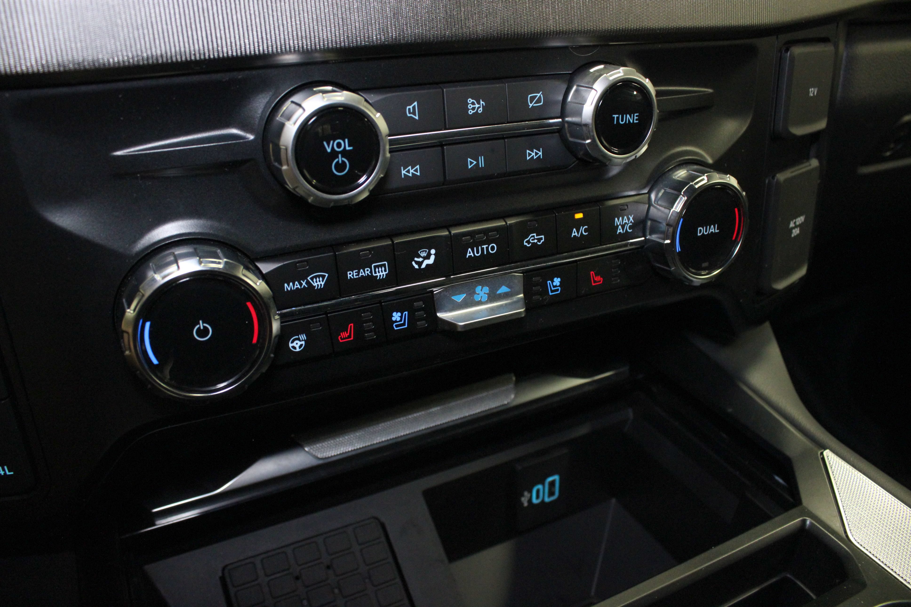 Used 2024 Ford F250 Platinum AWD/4WD image 29