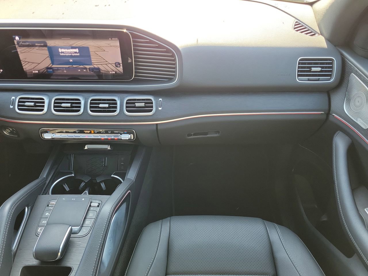 Used 2025 Mercedes-Benz GLE 350 4MATIC image 16