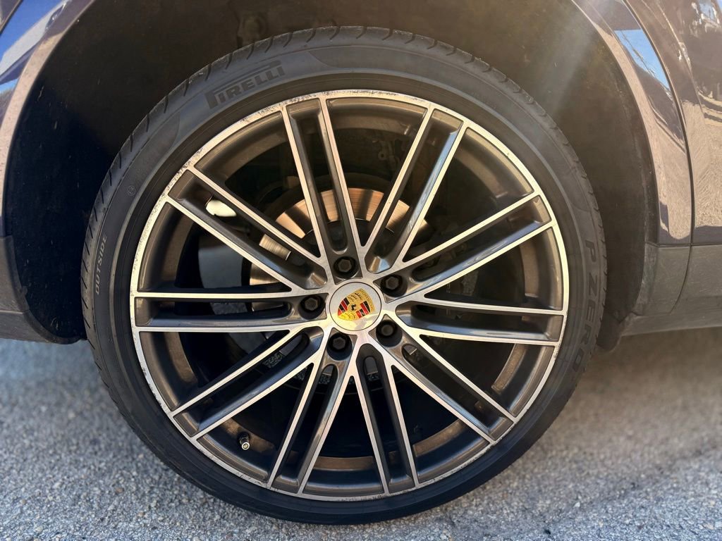Used 2019 Porsche Cayenne image 6