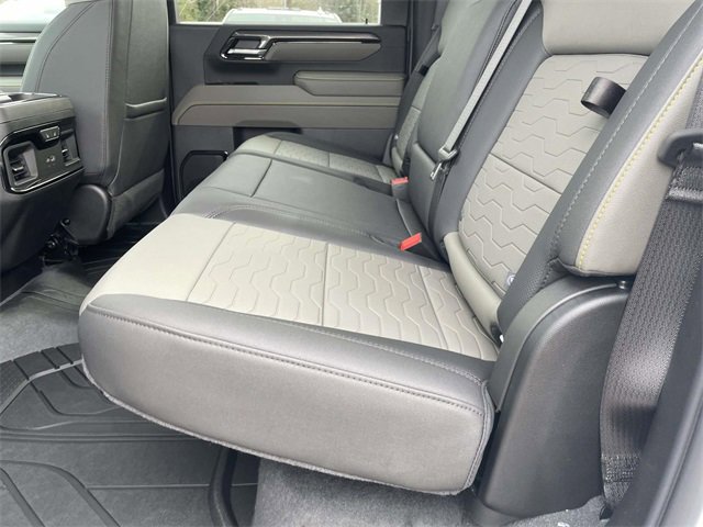 New 2026 Chevrolet Silverado 2500 ZR2 image 10