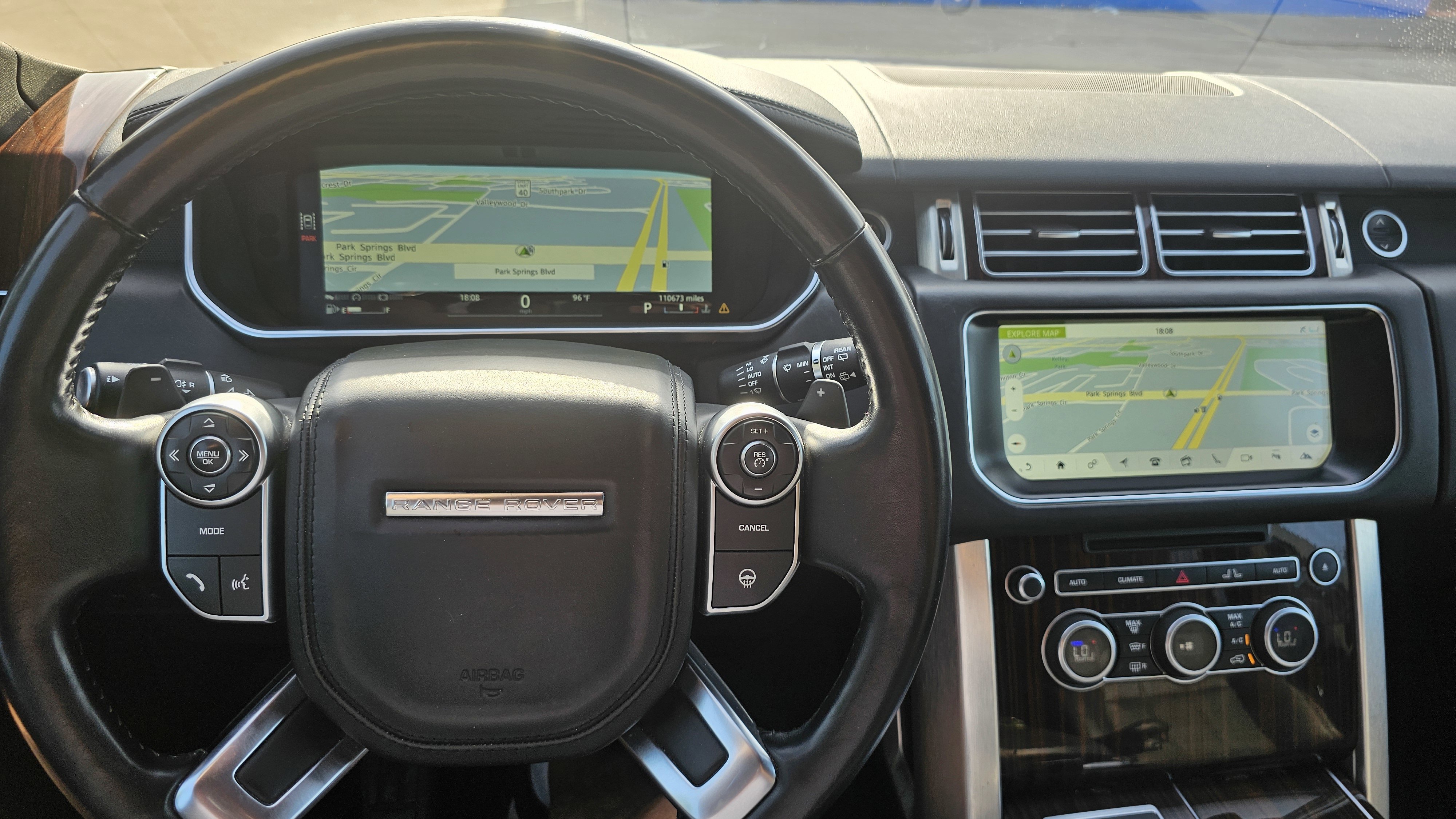 Used 2017 Land Rover Range Rover HSE image 50