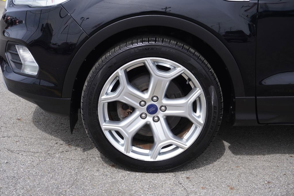 Used 2017 Ford Escape Titanium AWD/4WD image 10