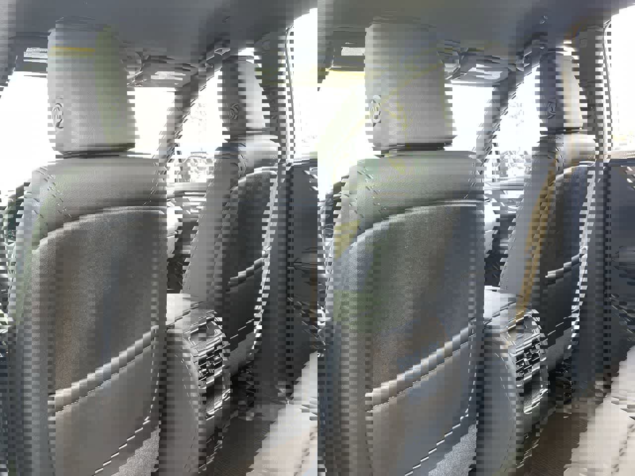 Used 2023 Cadillac XT5 Luxury w/ LPO, Floor Liner Package image 20