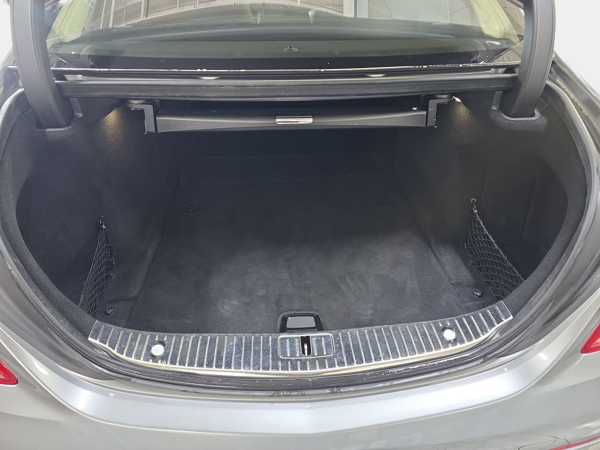 Used 2015 Mercedes-Benz S 550 4MATIC Sedan image 12