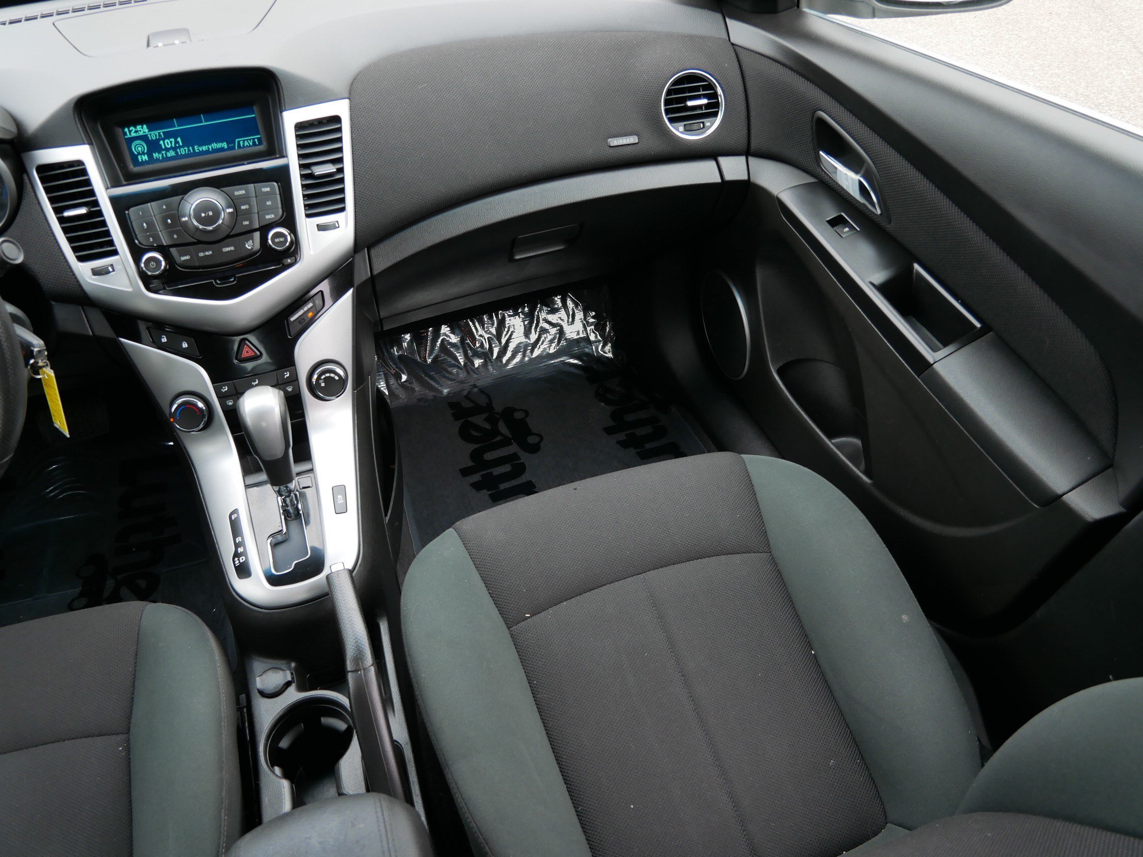 Used 2011 Chevrolet Cruze LT FWD image 11