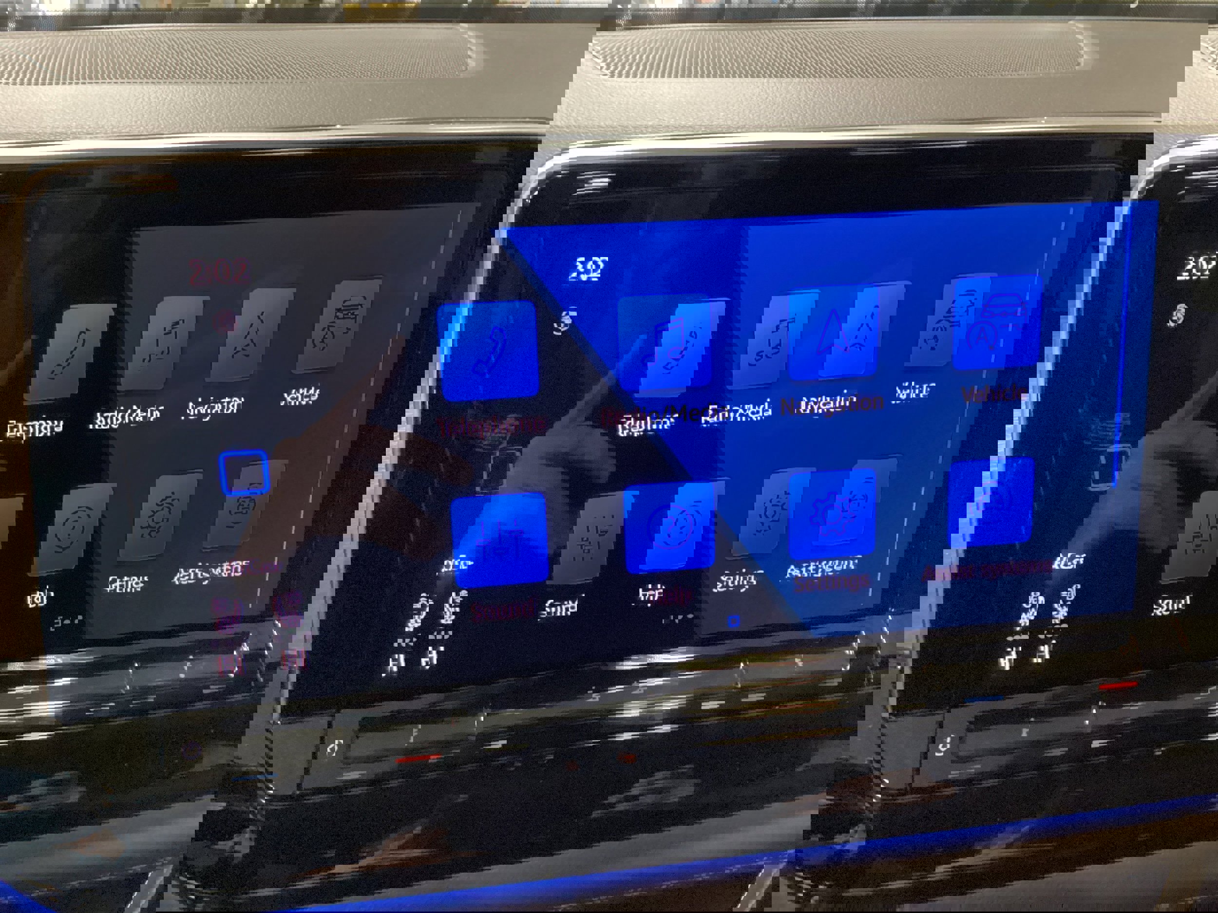 Used 2024 Volkswagen Atlas SEL image 24