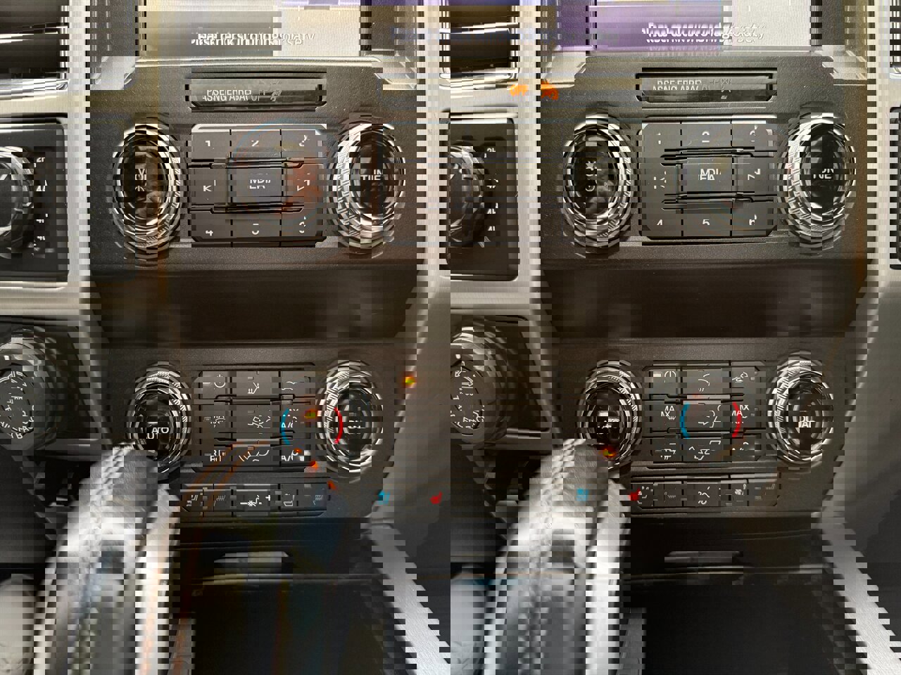 Used 2020 Ford F150 Platinum w/ Technology Package image 20