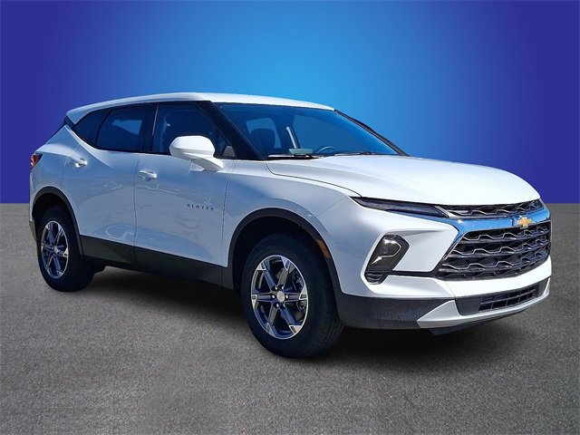 New 2026 Chevrolet Blazer LT image 2