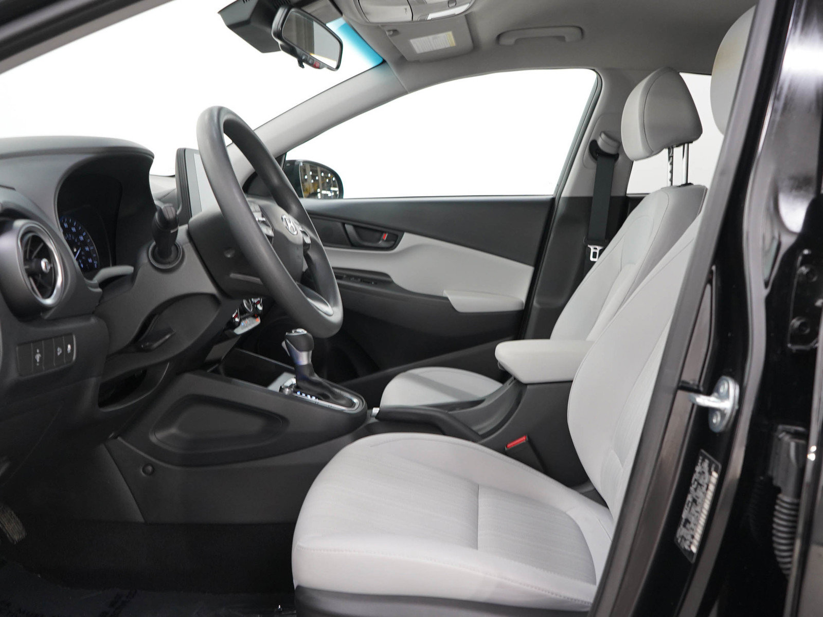 Used 2023 Hyundai Kona SEL w/ Cargo Package AWD/4WD image 22