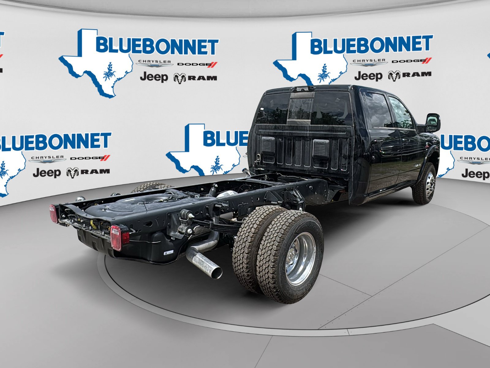 New 2026 RAM 3500 Big Horn w/ Laramie Trim Package AWD/4WD image 5